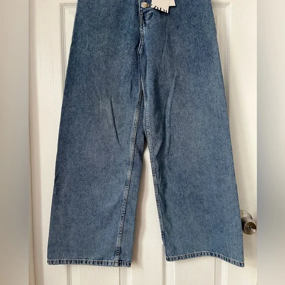 Zara button fly High-Waisted Wide Leg cropped Jeans size 6 - Picture 4 of 8